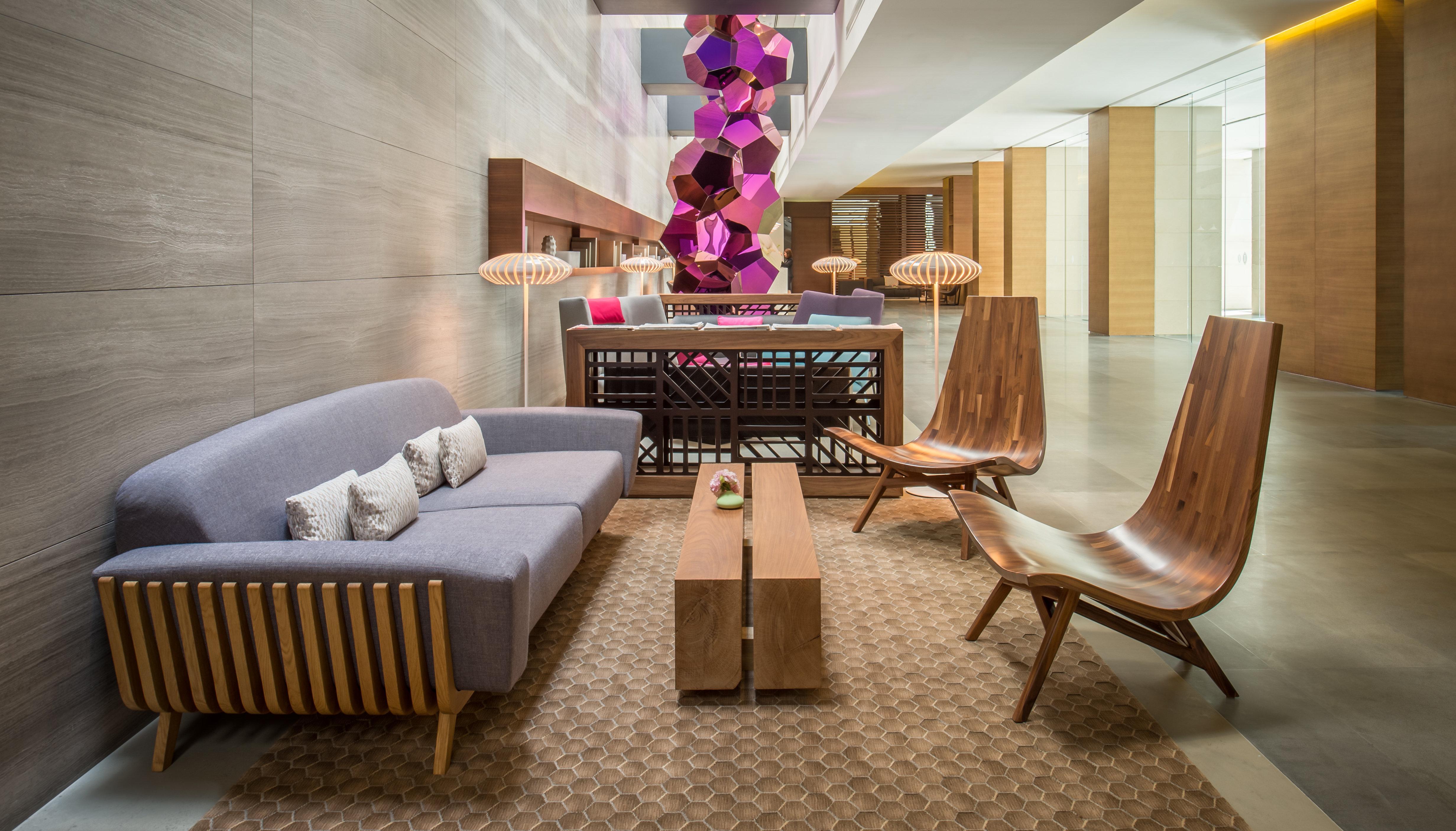 Intercontinental Dubai Marina By Ihg Hotel Luaran gambar The lobby of the hotel