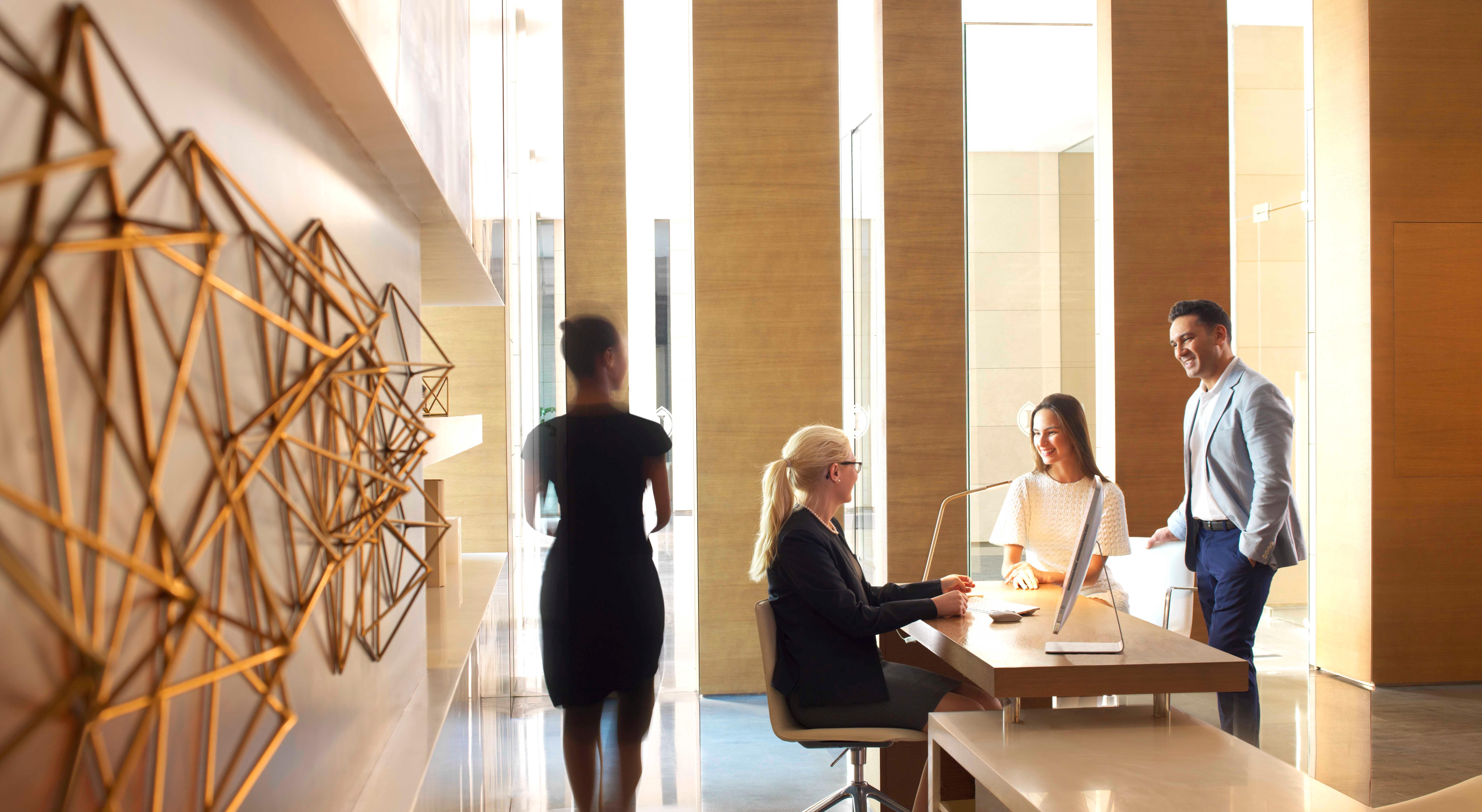 Intercontinental Dubai Marina By Ihg Hotel Luaran gambar The Concourse