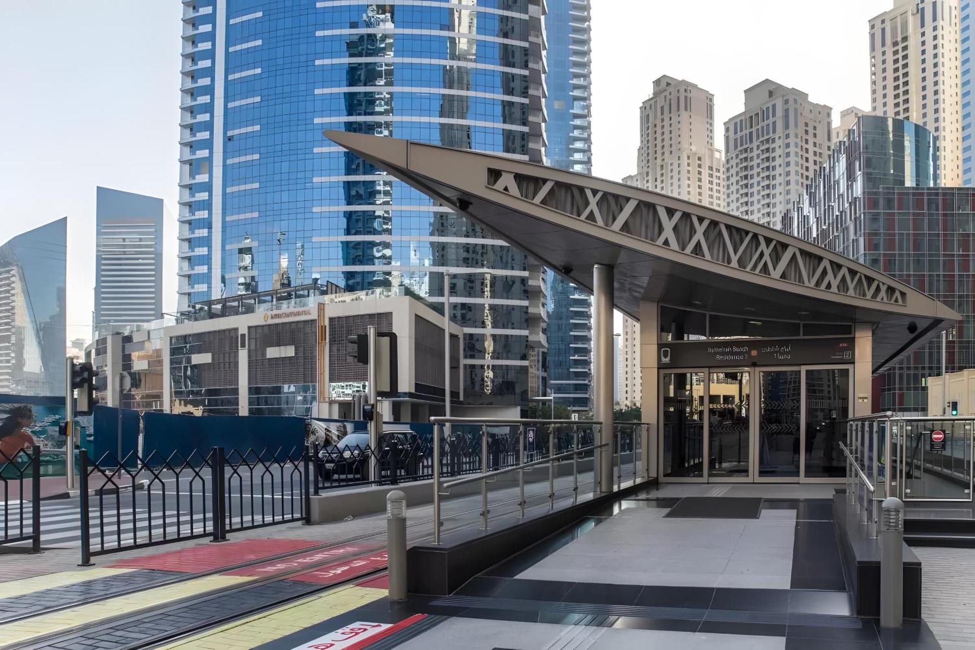 Intercontinental Dubai Marina By Ihg Hotel Luaran gambar Al Sufouh Metro Station