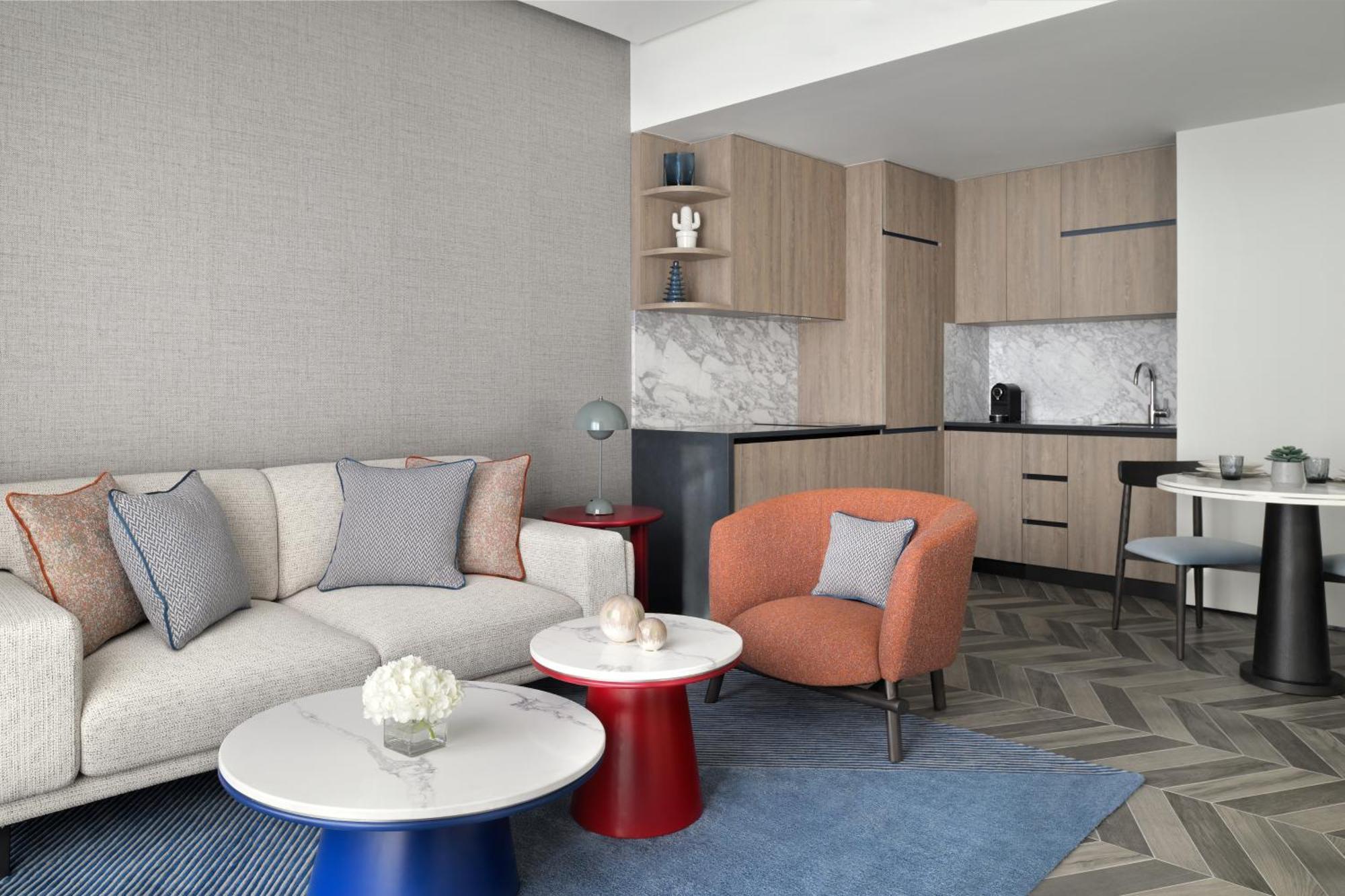 Intercontinental Dubai Marina By Ihg Hotel Luaran gambar A suite at the hotel